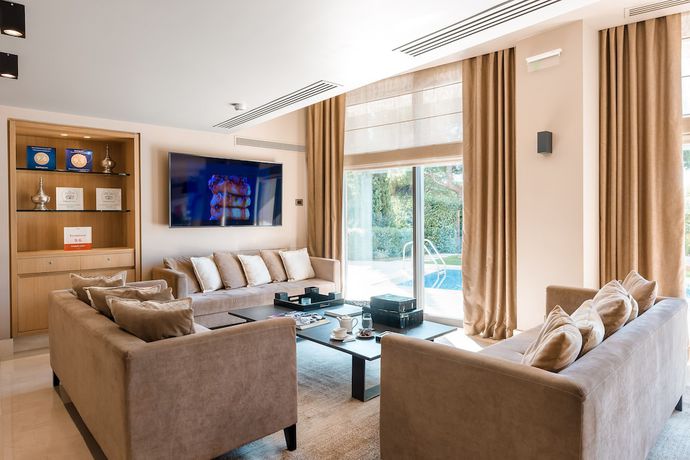 Imagen de los interiores del Hotel Somewhere Boutique Vouliagmeni. Foto 19