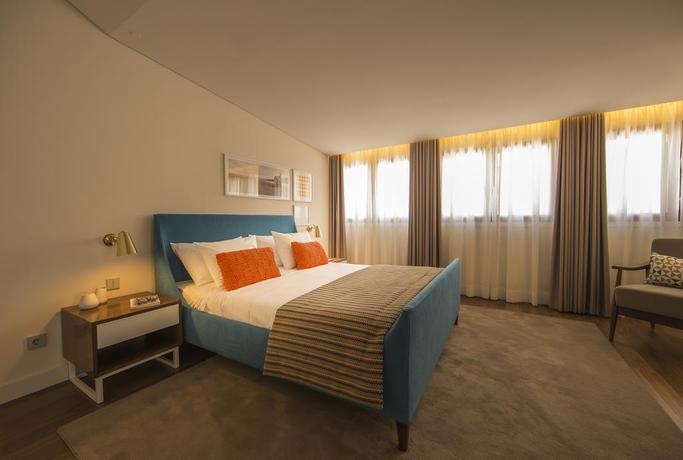 Imagen de la habitación del Hotel Somewhere Estoril Guesthouse. Foto 4