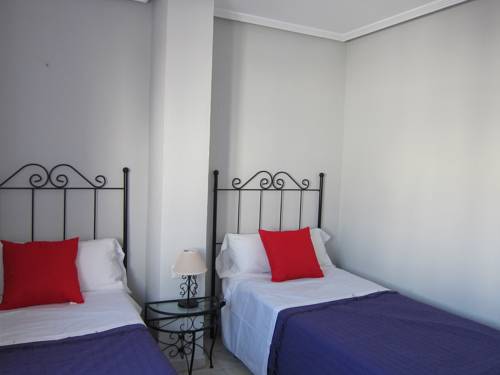 Imagen de la habitación del Hotel Somma. Foto 4