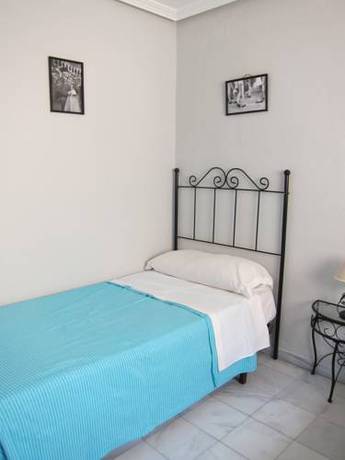 Imagen de la habitación del Hotel Somma. Foto 9