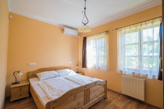 Imagen de la habitación del Hotel Sommer Pension. Foto 12