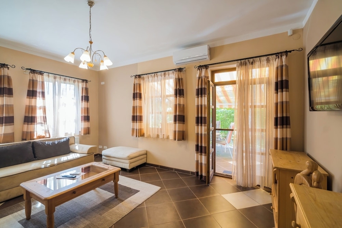 Imagen de la habitación del Hotel Sommer Pension. Foto 16