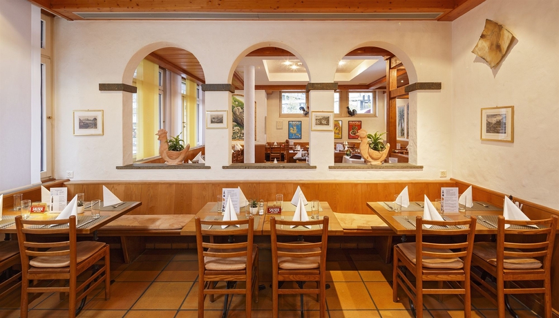Imagen del bar/restaurante del Hotel Sommerau-Ticino Swiss Quality. Foto 2