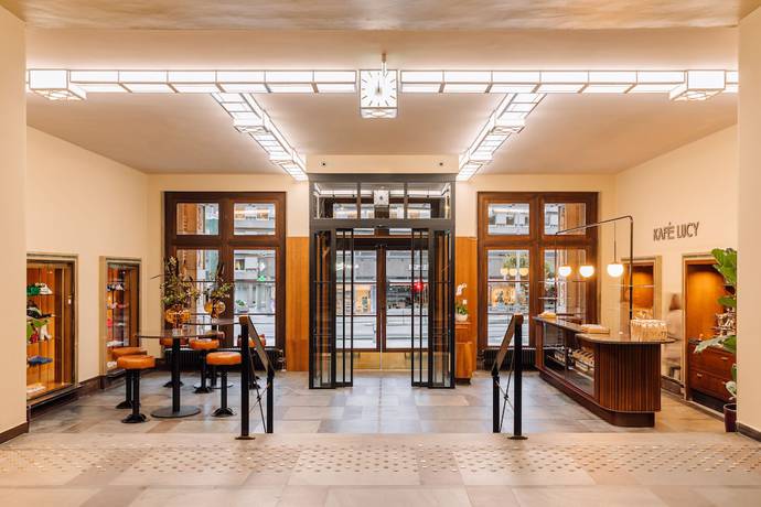 Imagen de los interiores del Hotel Sommerro. Foto 17