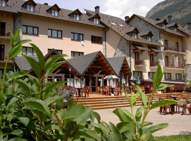 Imagen de los exteriores del Hotel Sommos Benasque Spa. Foto 4