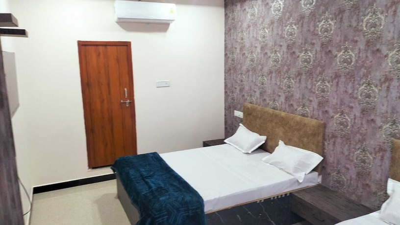 Imagen de la habitación del Hotel Somnath Inn. Foto 10