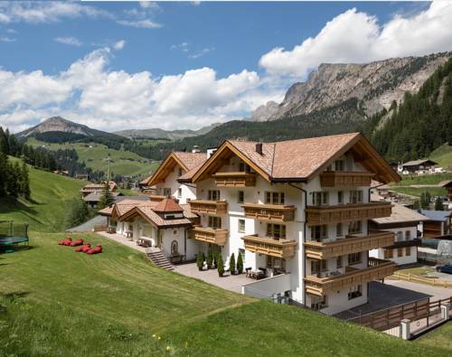 Imagen general del Hotel Somont. Foto 3