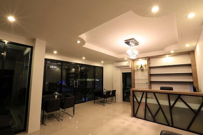 Imagen de los interiores del Hotel Somsamai Style Apartment. Foto 19