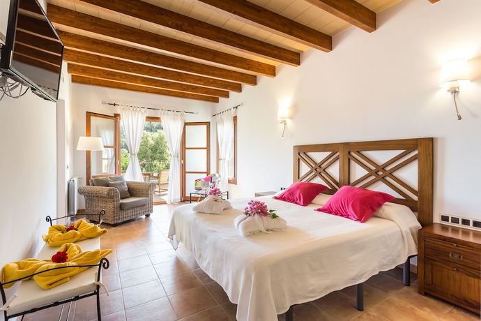 Imagen de la habitación del Hotel Son Ametler. Foto 15