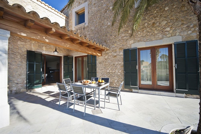 Imagen del bar/restaurante del Hotel Son Arnau. Foto 3