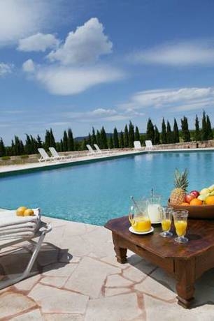 Imagen del bar/restaurante del Hotel Son Bernadinet. Foto 10