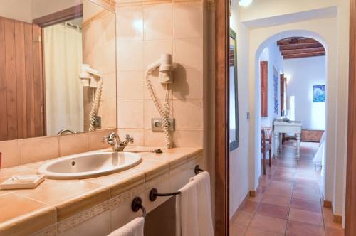 Imagen de la habitación del Hotel Son Borguny. Foto 7