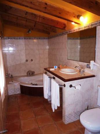 Imagen de la habitación del Hotel Son Borguny. Foto 11