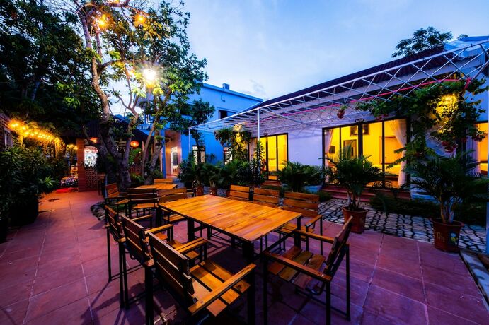 Imagen del bar/restaurante del Hotel Son Doong Bungalow. Foto 18