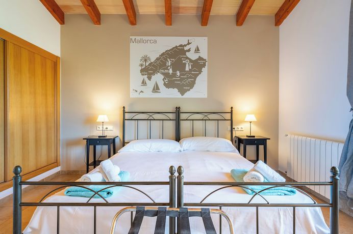Imagen de la habitación del Hotel Son Sampoli Suites Adults Only. Foto 2