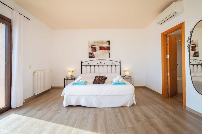 Imagen de la habitación del Hotel Son Sampoli Suites Adults Only. Foto 15