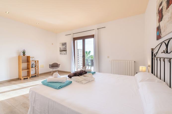 Imagen de la habitación del Hotel Son Sampoli Suites Adults Only. Foto 19