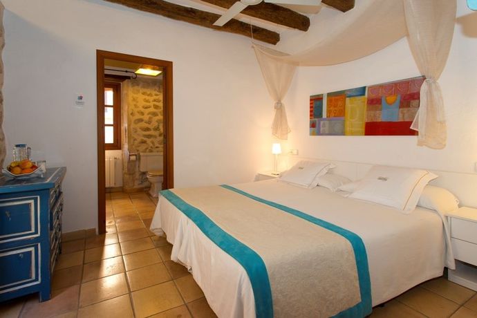 Imagen de la habitación del Hotel Son Sant Jordi. Foto 9