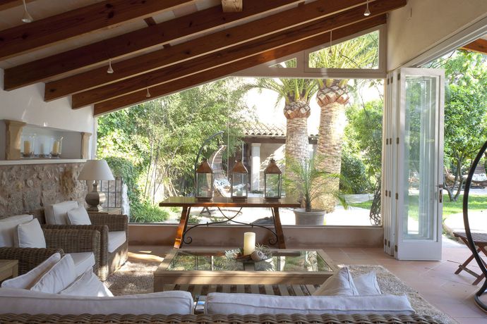 Imagen de los interiores del Hotel Son Sant Jordi. Foto 14