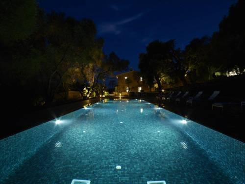 Imagen de la piscina del Hotel Son Sim&oacute; Vell. Foto 15