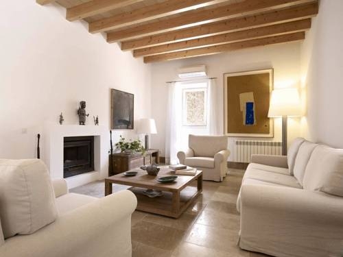 Imagen de los interiores del Hotel Son Sim&oacute; Vell. Foto 13