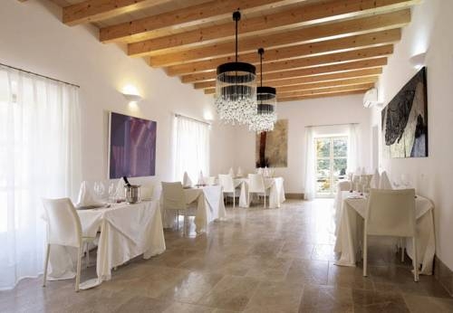 Imagen de los interiores del Hotel Son Sim&oacute; Vell. Foto 14