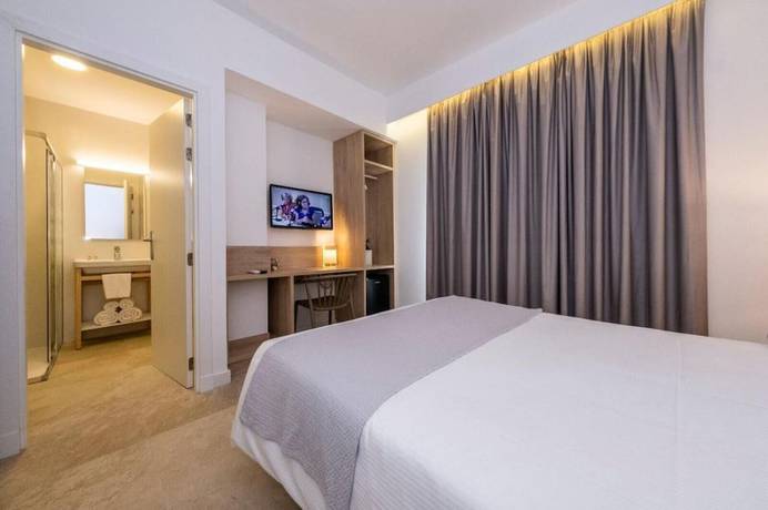 Imagen de la habitación del Hotel Son Vilar. Foto 14