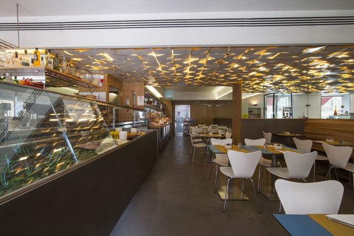 Imagen del bar/restaurante del Hotel Sonder Missori. Foto 7