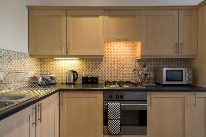 Imagen de la habitación del Hotel Sonder Royal Garden. Foto 12