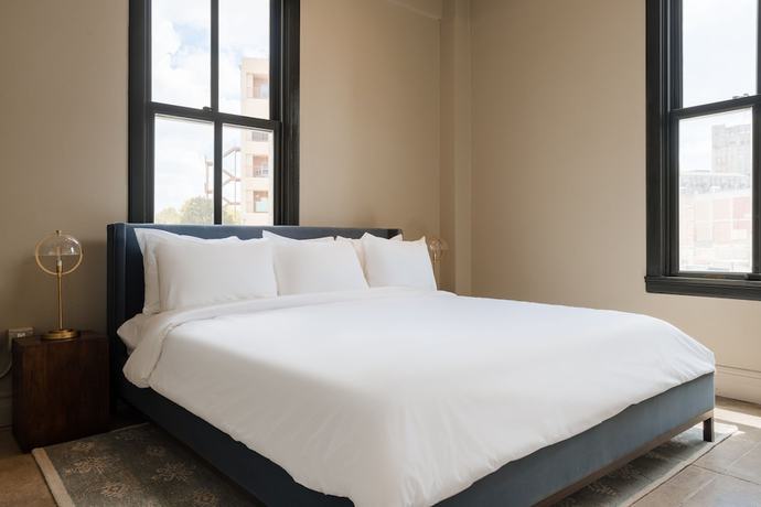 Imagen de la habitación del Hotel Sonder The Atlee. Foto 2