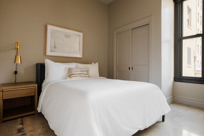 Imagen de la habitación del Hotel Sonder The Atlee. Foto 8