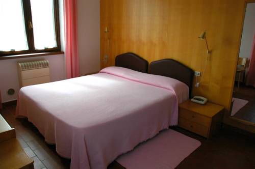 Imagen de la habitación del Hotel Sonenga. Foto 12