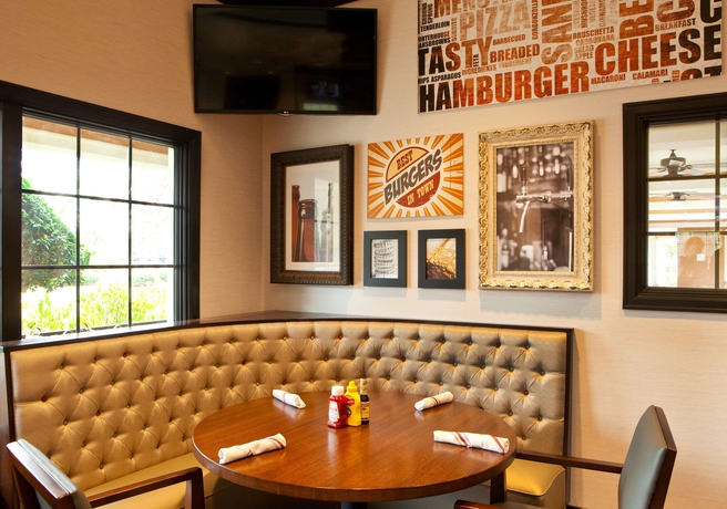 Imagen del bar/restaurante del Hotel Sonesta Atlanta Airport South. Foto 4