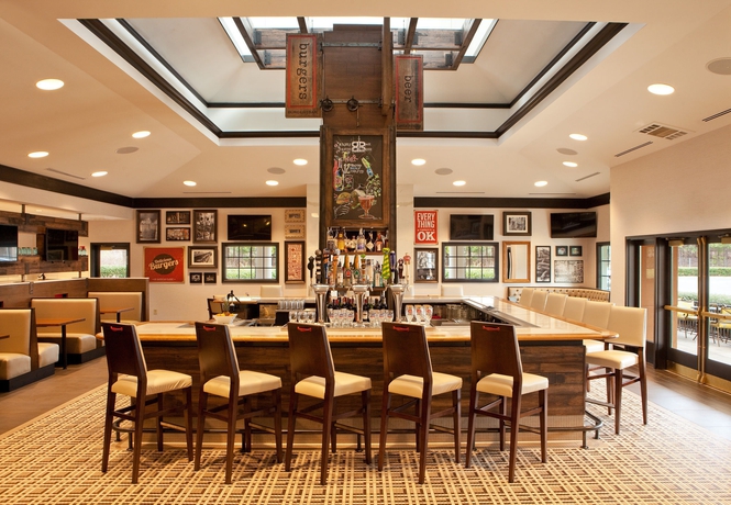 Imagen del bar/restaurante del Hotel Sonesta Atlanta Airport South. Foto 5