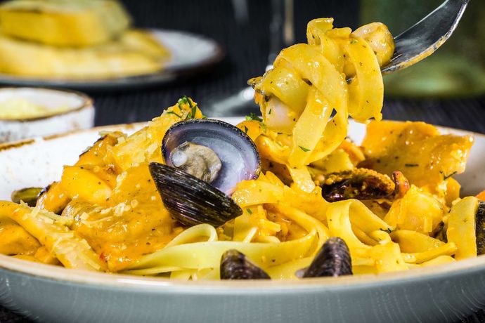 Imagen del bar/restaurante del Hotel Sonesta Bucaramanga. Foto 2