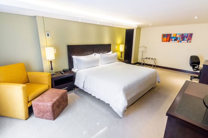 Imagen de la habitación del Hotel Sonesta Cali. Foto 5