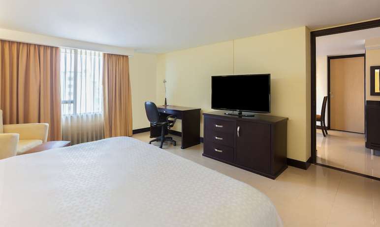 Imagen de la habitación del Hotel Sonesta Cali. Foto 11