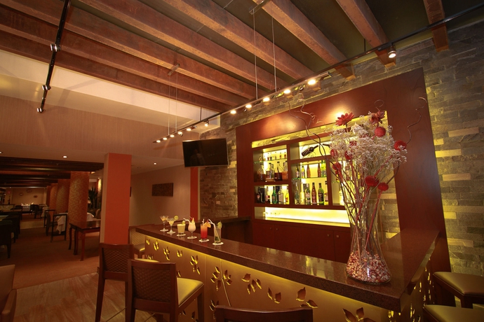 Imagen del bar/restaurante del Hotel Sonesta Cusco. Foto 6