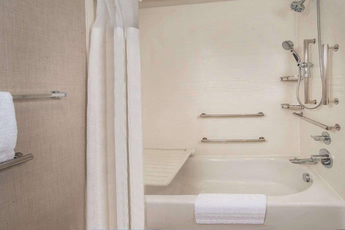 Imagen de la habitación del Hotel Sonesta ES Suites Baltimore BWI Airport. Foto 5
