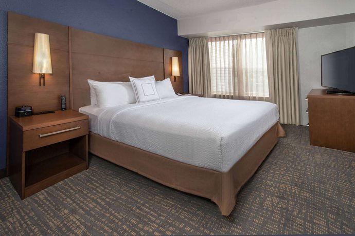 Imagen de la habitación del Hotel Sonesta ES Suites Baltimore BWI Airport. Foto 8
