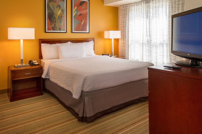 Imagen de la habitación del Hotel Sonesta ES Suites Charlottesville University. Foto 3