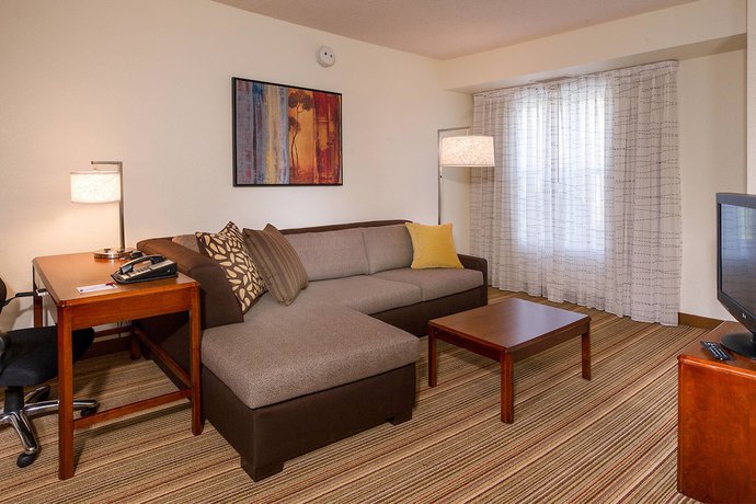 Imagen de la habitación del Hotel Sonesta ES Suites Charlottesville University. Foto 4