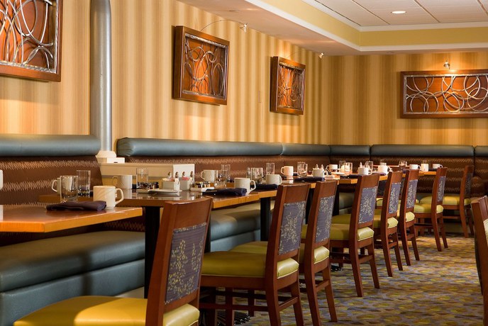 Imagen del bar/restaurante del Hotel Sonesta ES Suites Gwinnett Place Atlanta. Foto 3