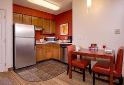 Imagen de la habitación del Hotel Sonesta ES Suites Raleigh Durham Airport Morrisville. Foto 29
