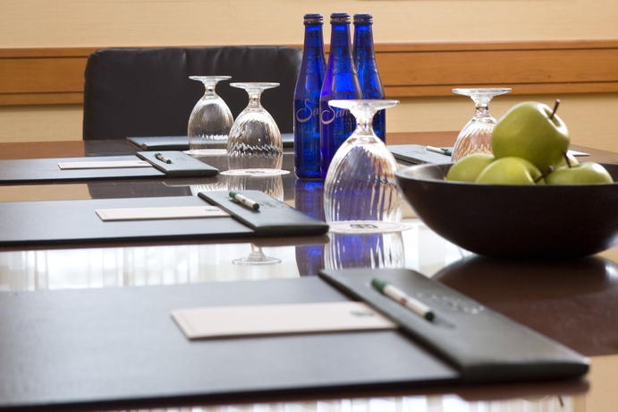 Imagen de los interiores del Hotel Sonesta Emeryville - San Francisco Bay Bridge. Foto 10