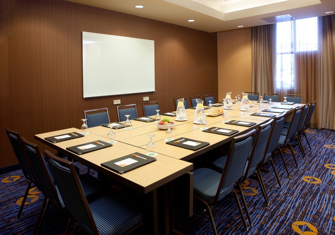 Imagen de los interiores del Hotel Sonesta Emeryville - San Francisco Bay Bridge. Foto 11