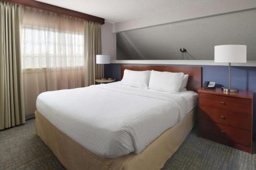Imagen de la habitación del Hotel Sonesta Es Suites Albuquerque. Foto 13