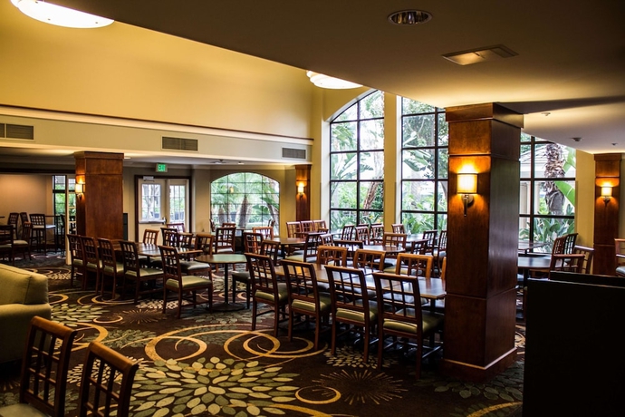 Imagen del bar/restaurante del Hotel Sonesta Es Suites Anaheim Resort Area. Foto 3