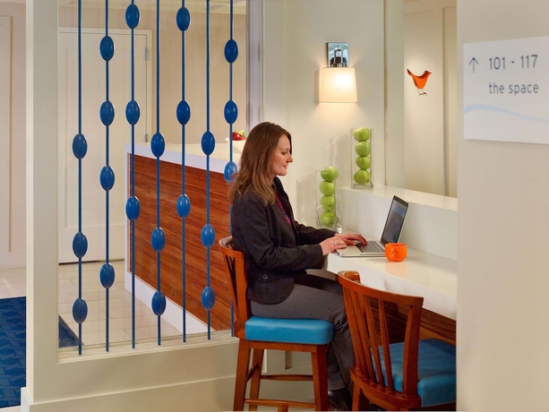 Imagen de los interiores del Hotel Sonesta Es Suites Andover Boston. Foto 18