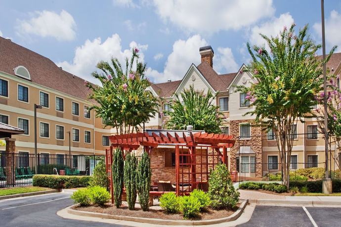 Imagen de los exteriores del Hotel Sonesta Es Suites Atlanta Alpharetta Avalon. Foto 12